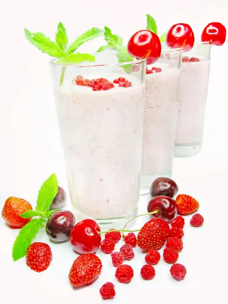 Fruit smoothie cocktails — Stock Photo, Image