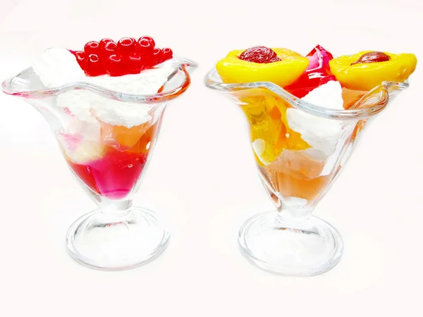 Dwa desery z owocami budyń i galaretką — Zdjęcie stockowe