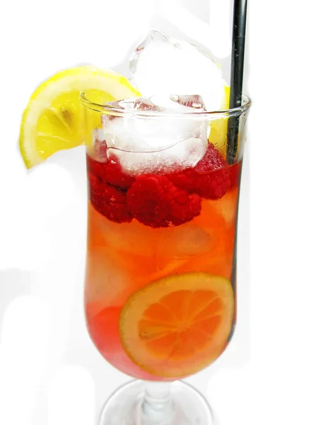 Bebida de cóctel ponche rojo fruta con frambuesa —  Fotos de Stock
