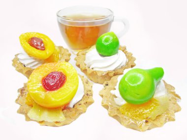 meyve ve çay ile tatlı fancycakes