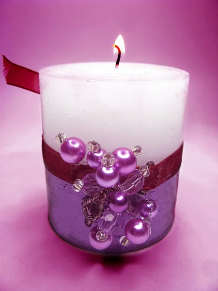 Ροζ scented κερί σε σκούρο φόντο — Φωτογραφία Αρχείου