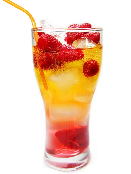Meyve suyu soğuk içecek ile Ahududu — Stok fotoğraf