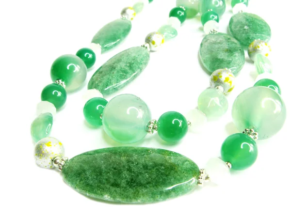Zelené šperky korálky — Stock fotografie