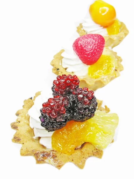 Kue manis dengan buah-buahan — Stok Foto