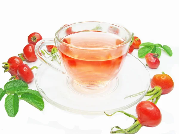 Frutas chá vermelho comselvagem rosa quadril — Fotografia de Stock