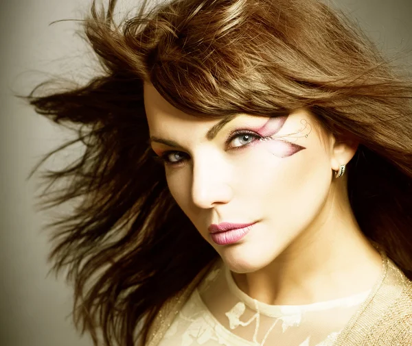 Vackra mode flicka porträtt. makeup — Stockfoto
