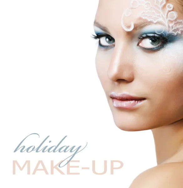Holiday make-up. vacker kvinnas ansikte — Stockfoto