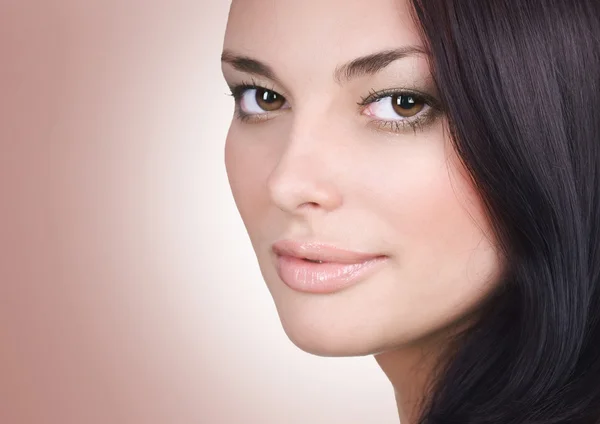 Beautiful Young Woman Face. Perfect Skin — Stock Photo, Image