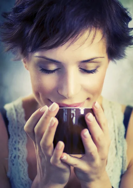 Beauty Girl With Cup of Coffee — Stock Photo, Image