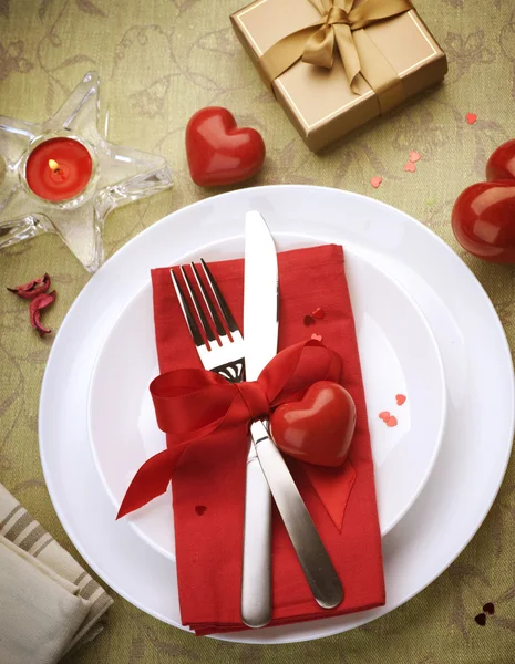 Cena romántica. Ajuste de lugar para el Día de San Valentín — Foto de Stock