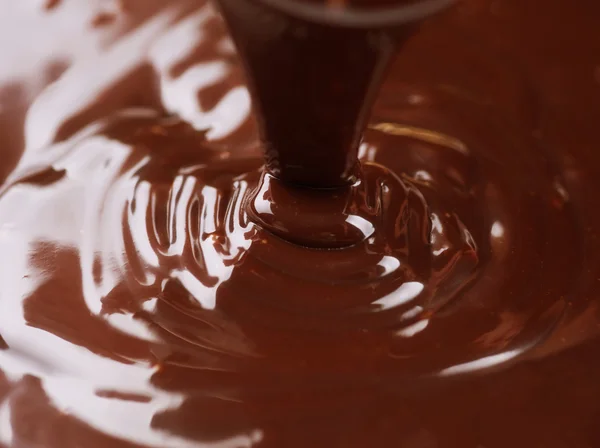 チョコレートの流れ — ストック写真