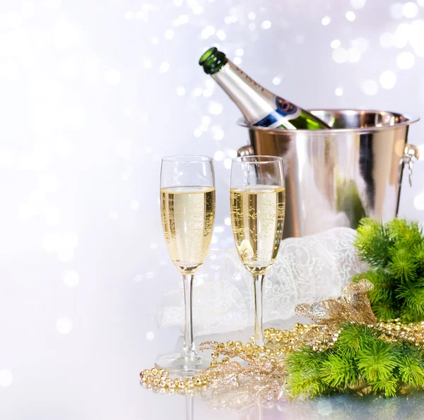 Champagner. Neujahrsfeier — Stockfoto