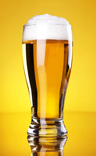 Cerveza de cerca —  Fotos de Stock