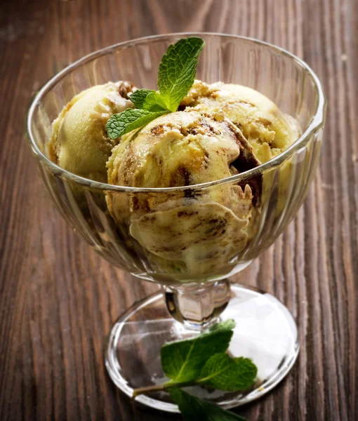 ティラミスのアイスクリーム — ストック写真