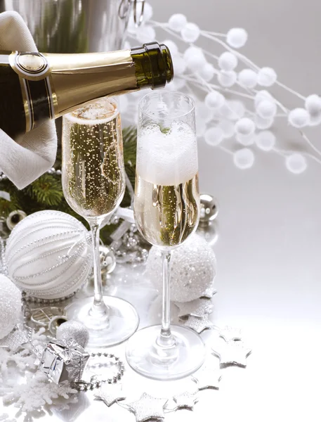 Новий рік дизайн картки із шампанським — стокове фото