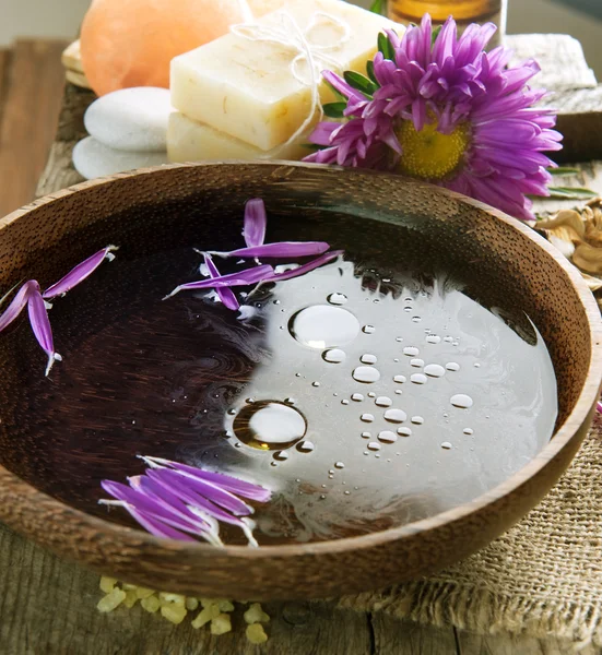 Aromatherapie. essentie olie. Spa-behandeling — Stockfoto