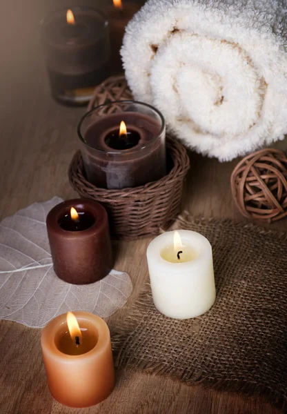 棉毛巾蜡烛 — 图库照片