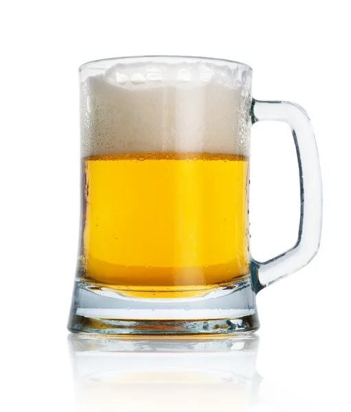 Bier in Nahaufnahme — Stockfoto