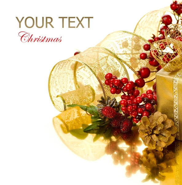 Prezent na Boże Narodzenie i dekoracje — Zdjęcie stockowe