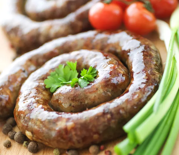 Salsiccia fatta in casa. Focus selettivo — Foto Stock