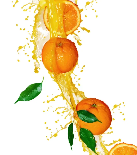 Πορτοκαλί φρούτα και πιτσίλισμα χυμό πάνω από λευκό — Φωτογραφία Αρχείου