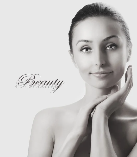 Retrato de beleza preto & branco — Fotografia de Stock