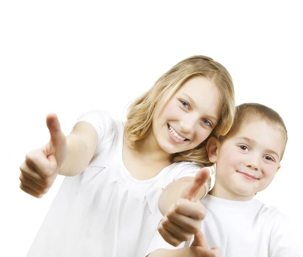 Happy Kids Sister y Brother con los pulgares arriba . — Foto de Stock