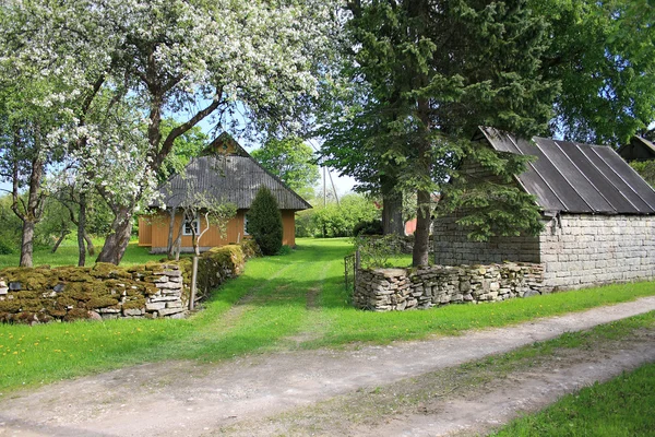 Idyllic farmhouse — Stock Photo, Image