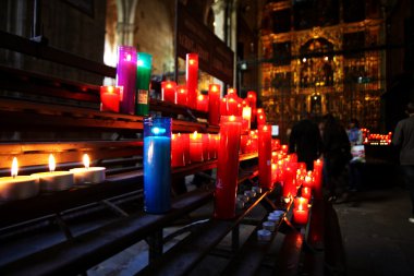 yüksek dağlar Doğu Bazilikası montserrat Manastırı'ndaki yerleştirilir