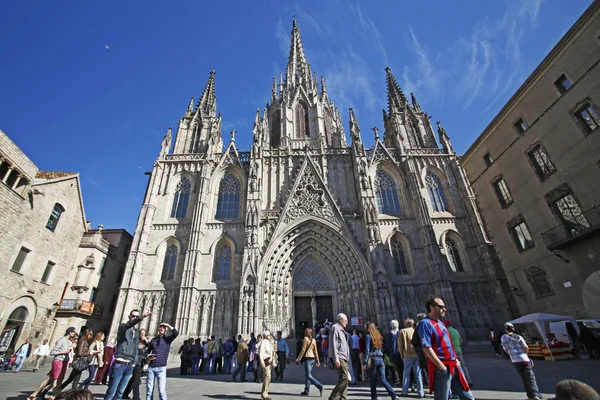 Katedrála santa eulalia v barcelonské čtvrti barri gotic, — Stock fotografie