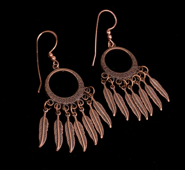 Bronzen beaded earrings — Stockfoto
