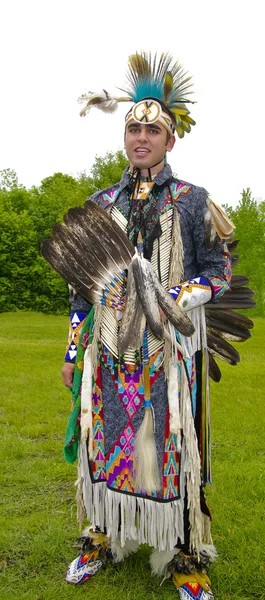 Junge dekorierte Indianer — Stockfoto