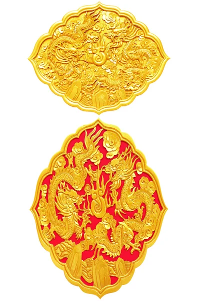 Dragón dorado decorado en templo chino — Foto de Stock