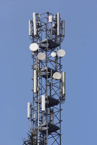 Uma antena de rádio móvel na Alemanha — Fotografia de Stock