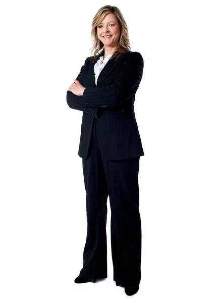 Deneyimli bir iş kadını tam uzunlukta portresi — Stok fotoğraf