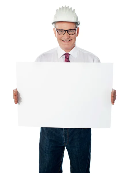 Boş, beyaz bir tabela holding işadamı mimar — Stok fotoğraf
