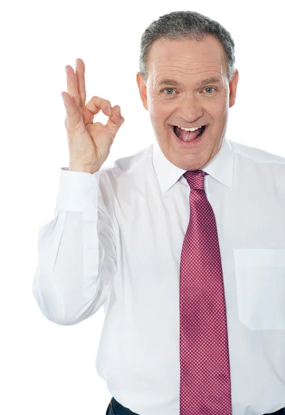 Feliz hombre de negocios satisfecho con signo de mano bien —  Fotos de Stock