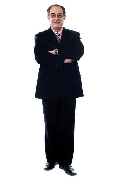 Erfolgreicher Geschäftsmann im schwarzen Anzug — Stockfoto