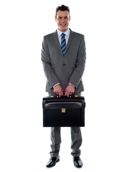Генеральный директор Комани держит сумочку — стоковое фото