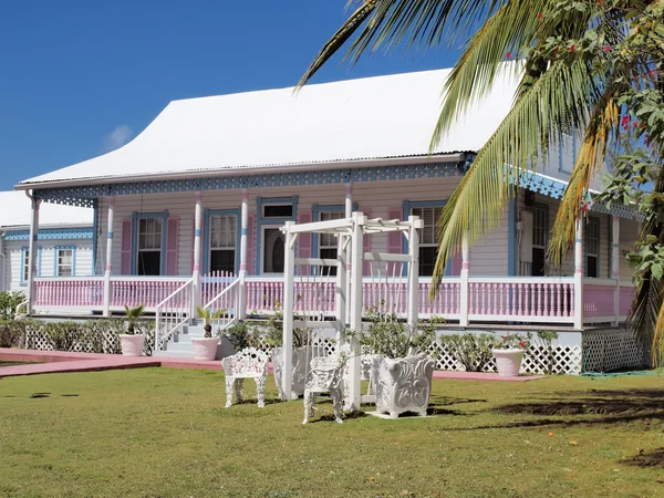 伝統的なスタイルのカリブ海ホーム — ストック写真