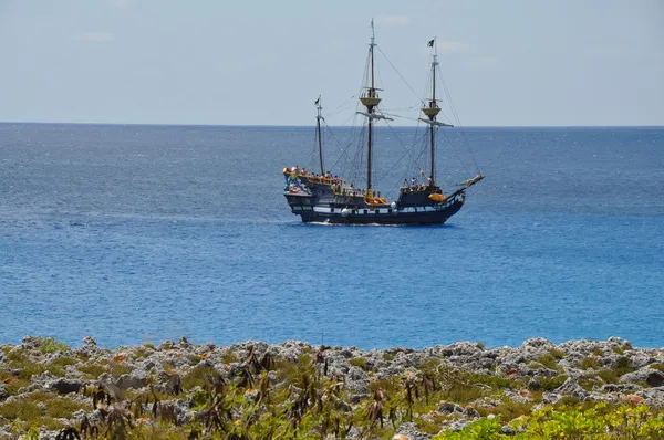 stock image Pirate Ship in the Caribbean