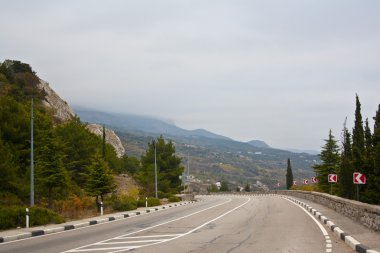 Kırım dağ yolu