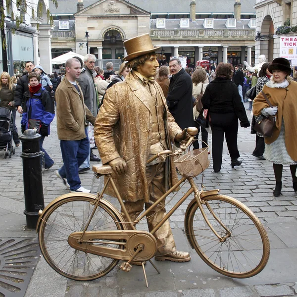 Street performer at Covent Garden — Stock Photo, Image