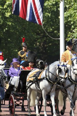 Kraliçe elizabeth II ve Prens philip