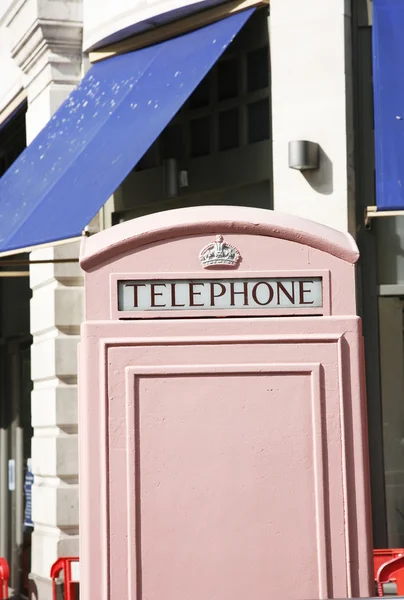 Londra telefon kulübesi — Stok fotoğraf