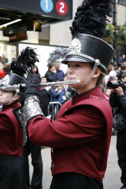 Yılbaşı günü yürüyüşü Londra'da