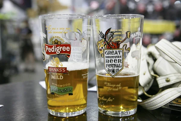 De grote Britse bierfestival, 2010 in earls court — Stockfoto