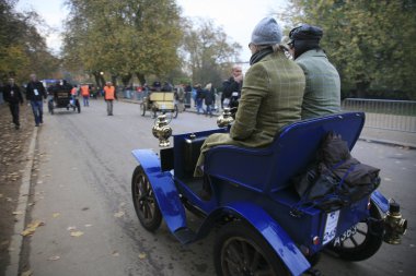 Londra brighton usta araba çalıştırmak için