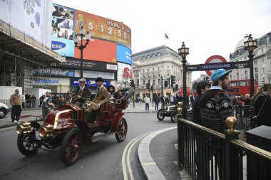 Londra brighton usta araba çalıştırmak için