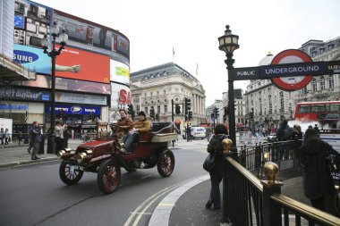 London to Brighton Veteran Car Run clipart